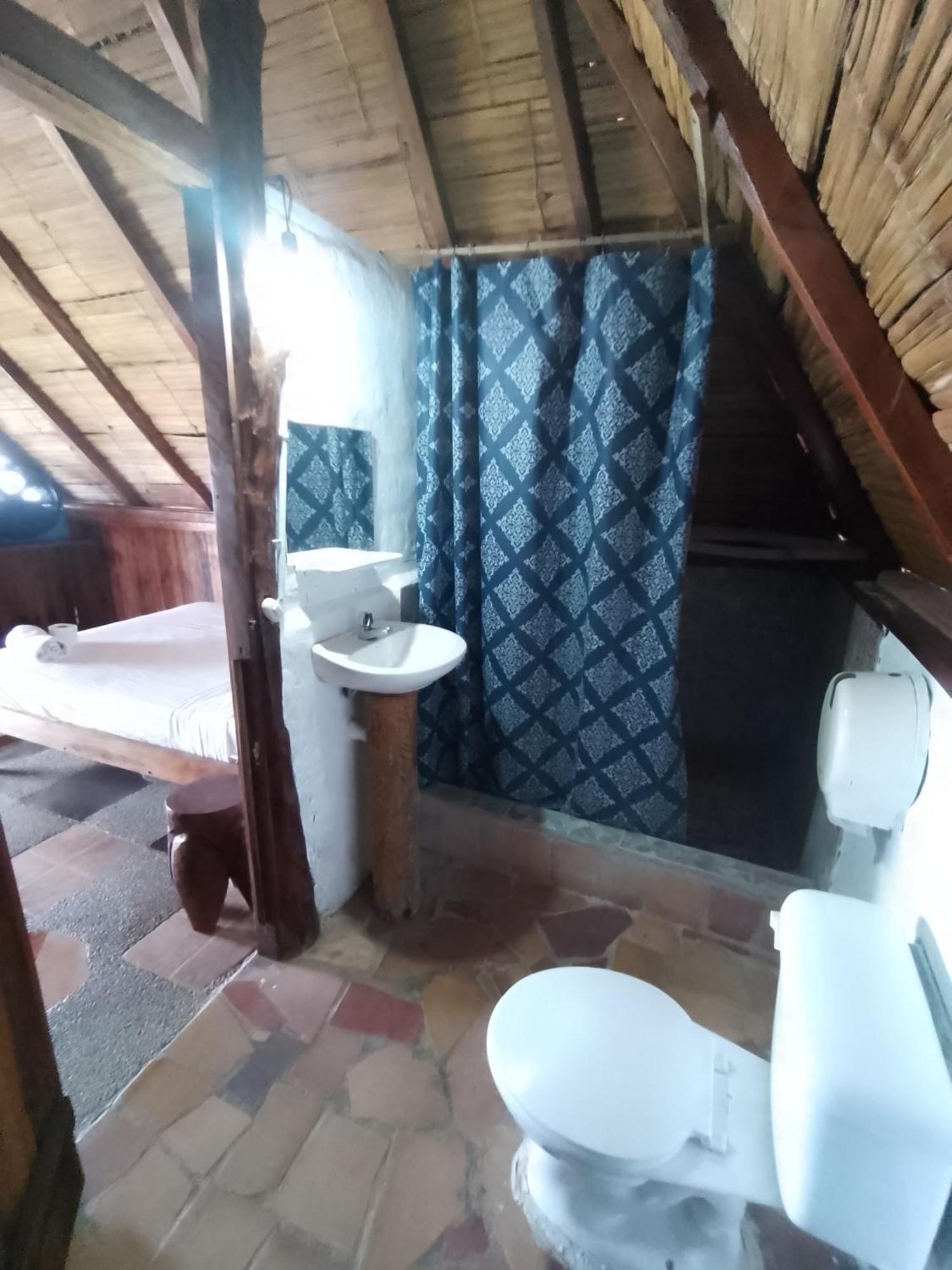 Hotel Palma Coco Аямпе Екстериор снимка