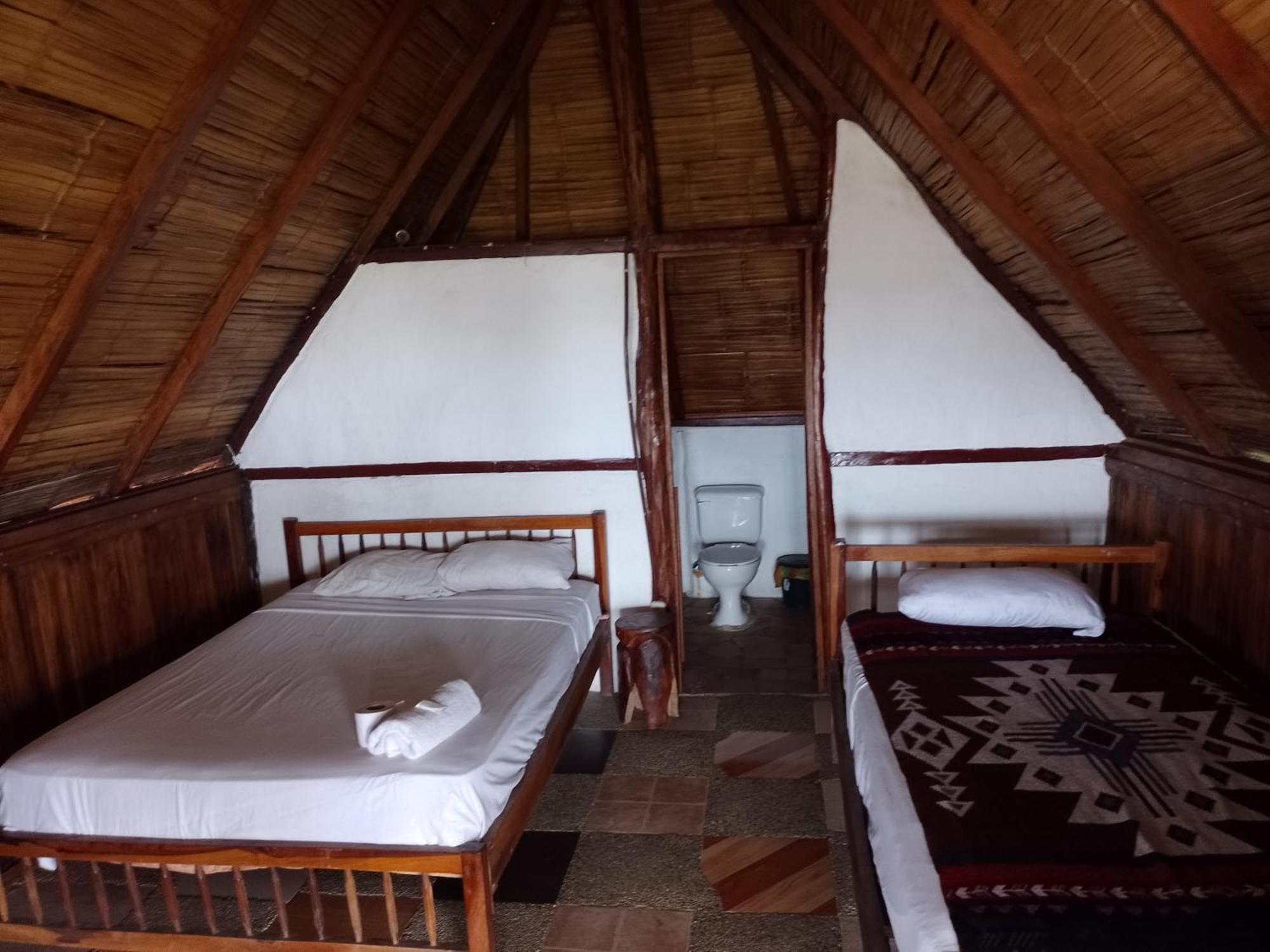 Hotel Palma Coco Аямпе Екстериор снимка